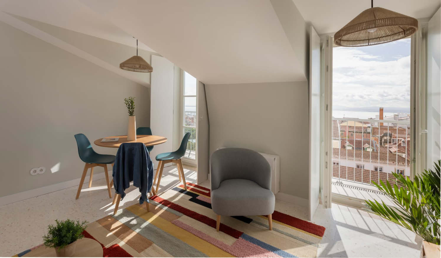 Apartamentos Líbere Lisboa_Salón con mobiliario a medida y estándar