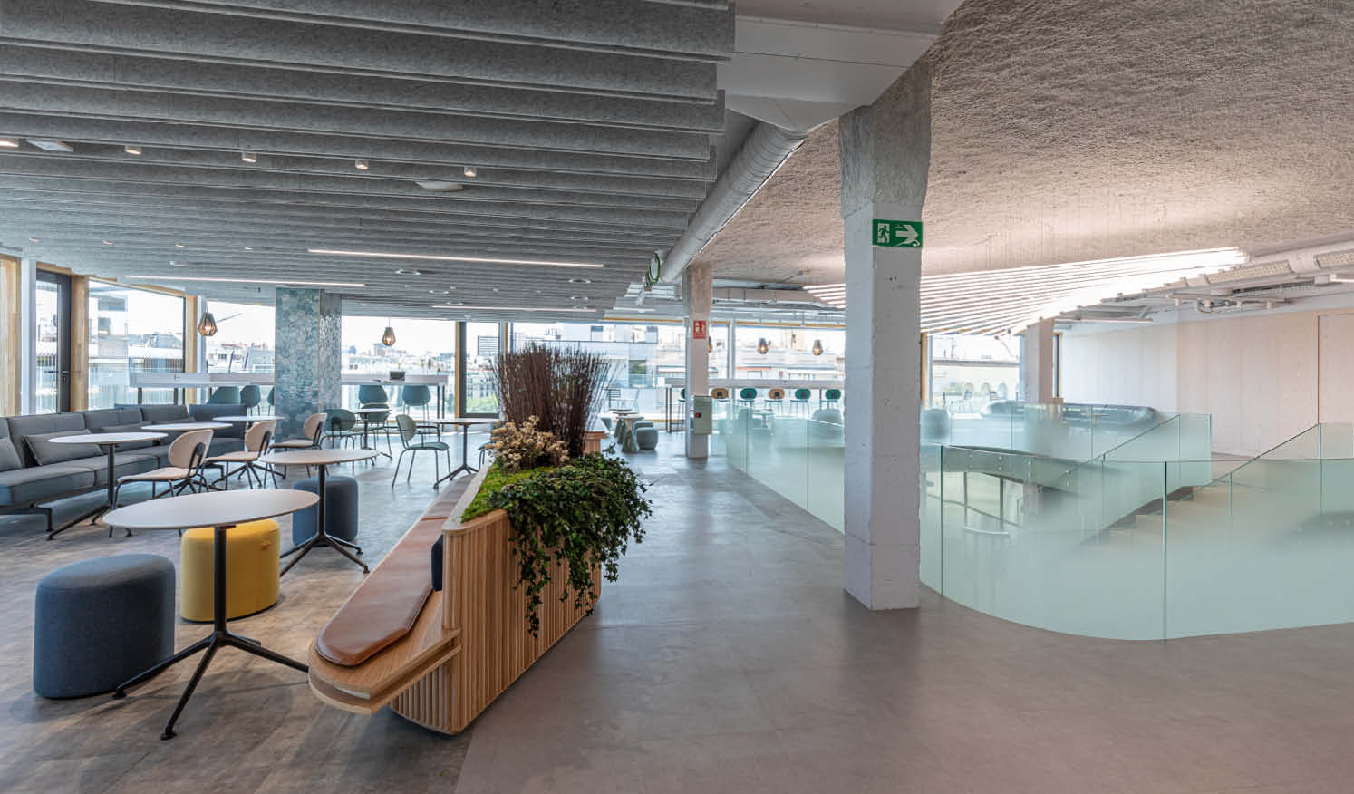 Edificio de Oficinas en Madrid: proyecto de mobiliario y carpintería a medida
