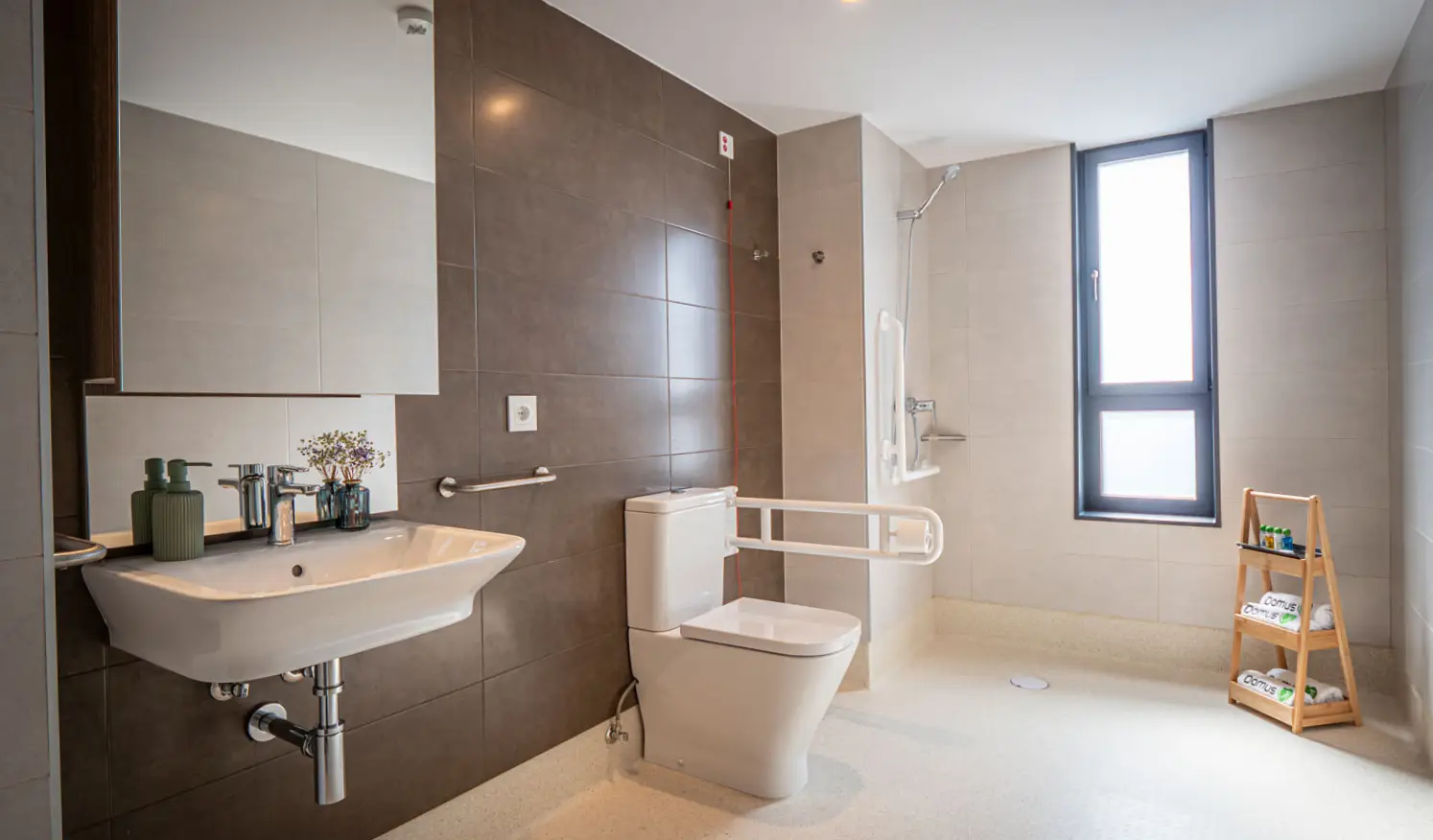 equipamiento de baño en residencia de Vigo