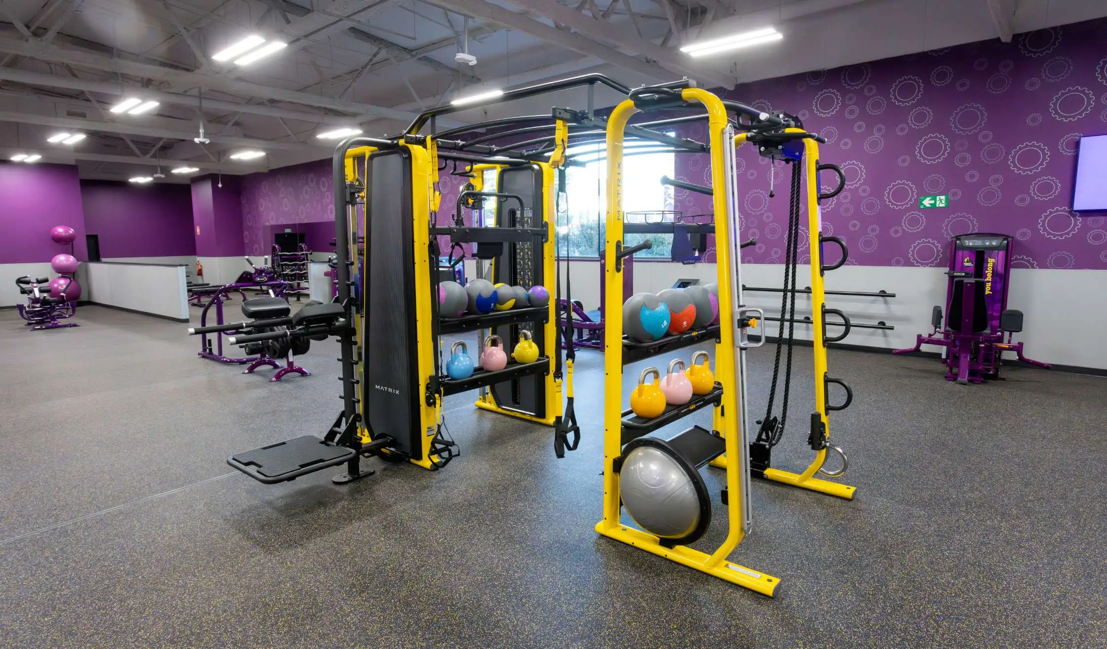 Gimnasio con sala de máquinas transformado con proyecto de obra en Madrid