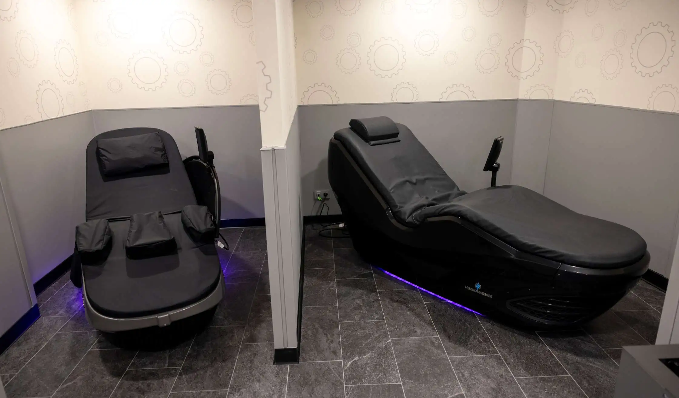 Salón de descanso en gimnasio en Madrid