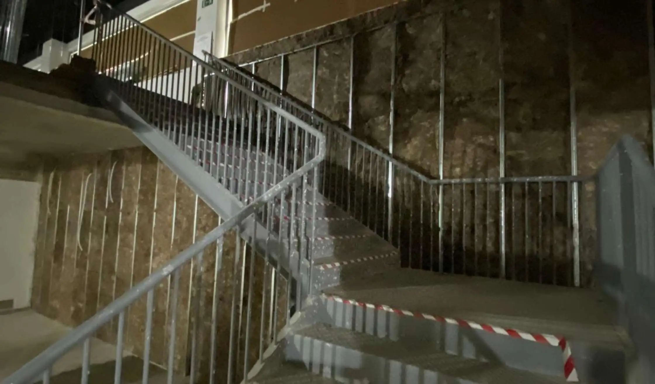 Actuaciones en escaleras dentro de proyecto de obra
