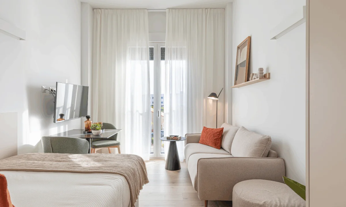 carpintería a medida en habitaciones de edificio compartido